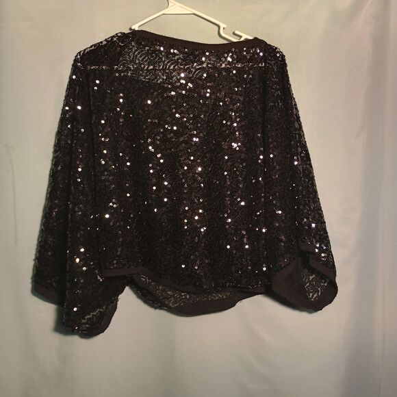 Black Sequin Batwing Top – Sparkly Loose-Fit Evening Blouse - Picture 4 of 4